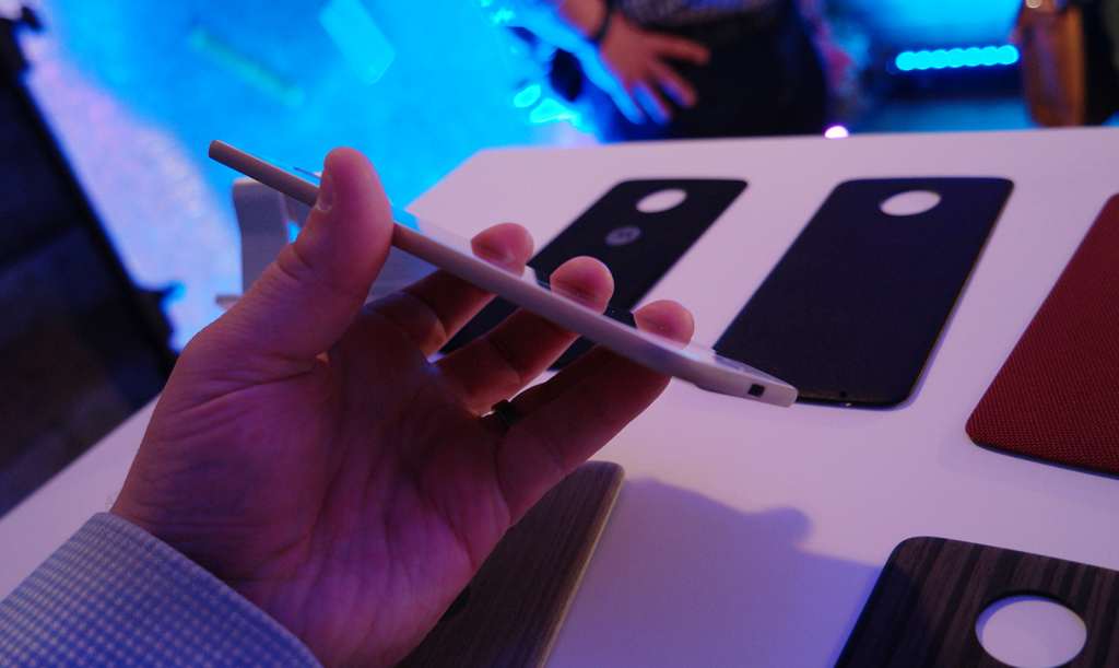 Motorola's "Z" is just so thin. 