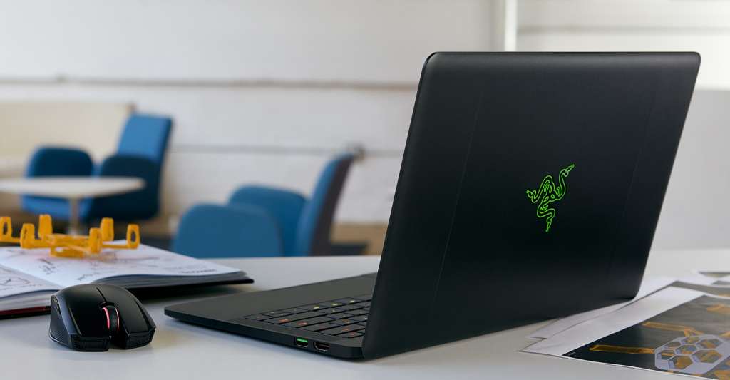 razer-blade-stealth-2016-02