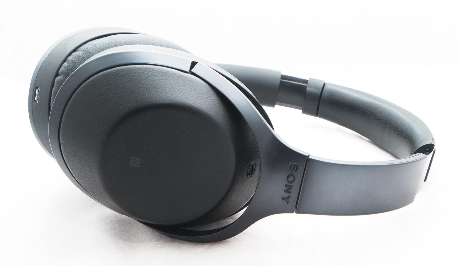 Review Sony MDR 1000X Noise Cancellation Headphones