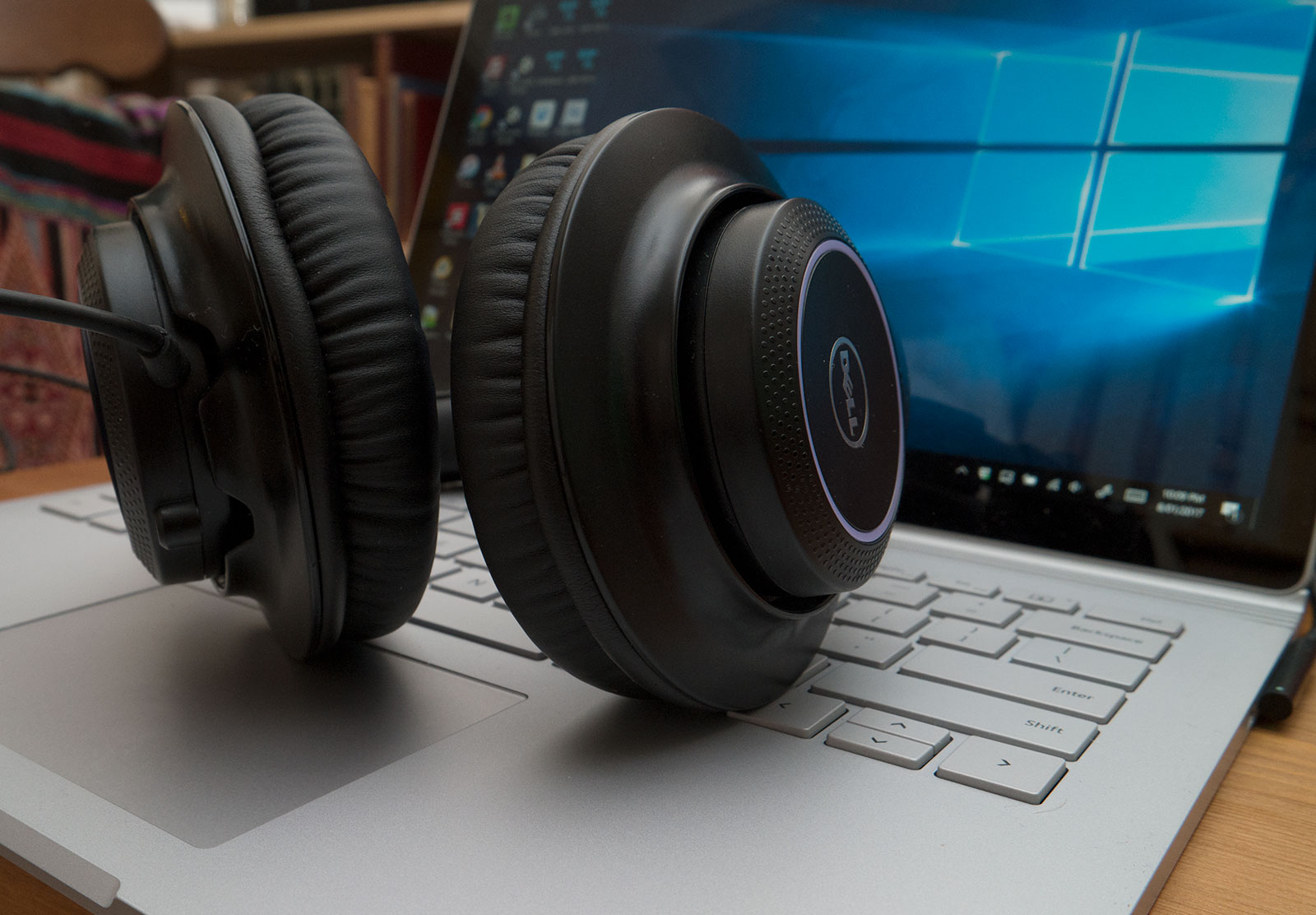 Review Dell AE2 Performance Headset Pickr