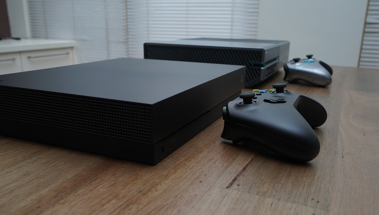 Review: Microsoft Xbox One X – Pickr