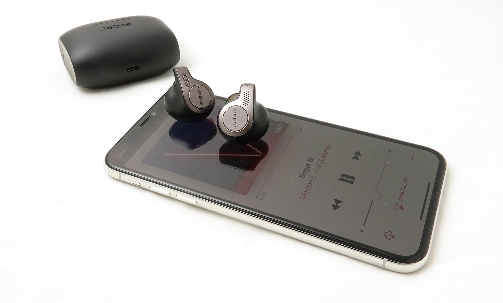 Does jabra elite 65t work with iphone hot sale