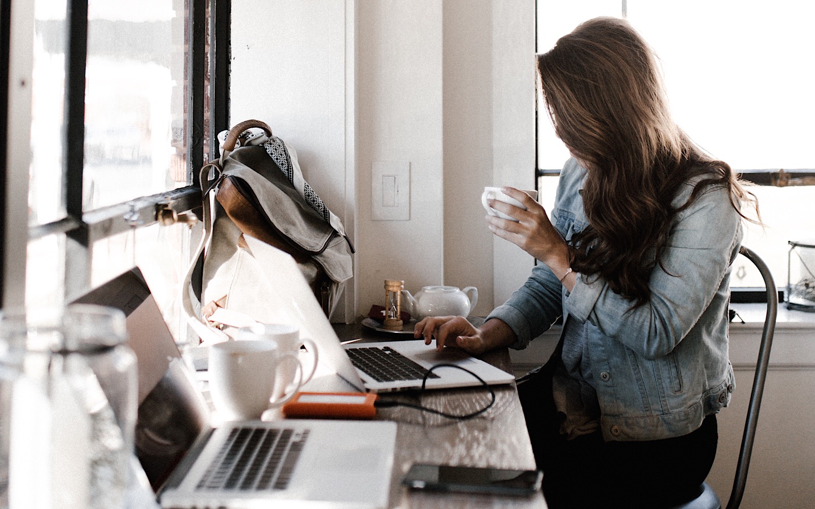 Computer, emails, smartphones, iPhones