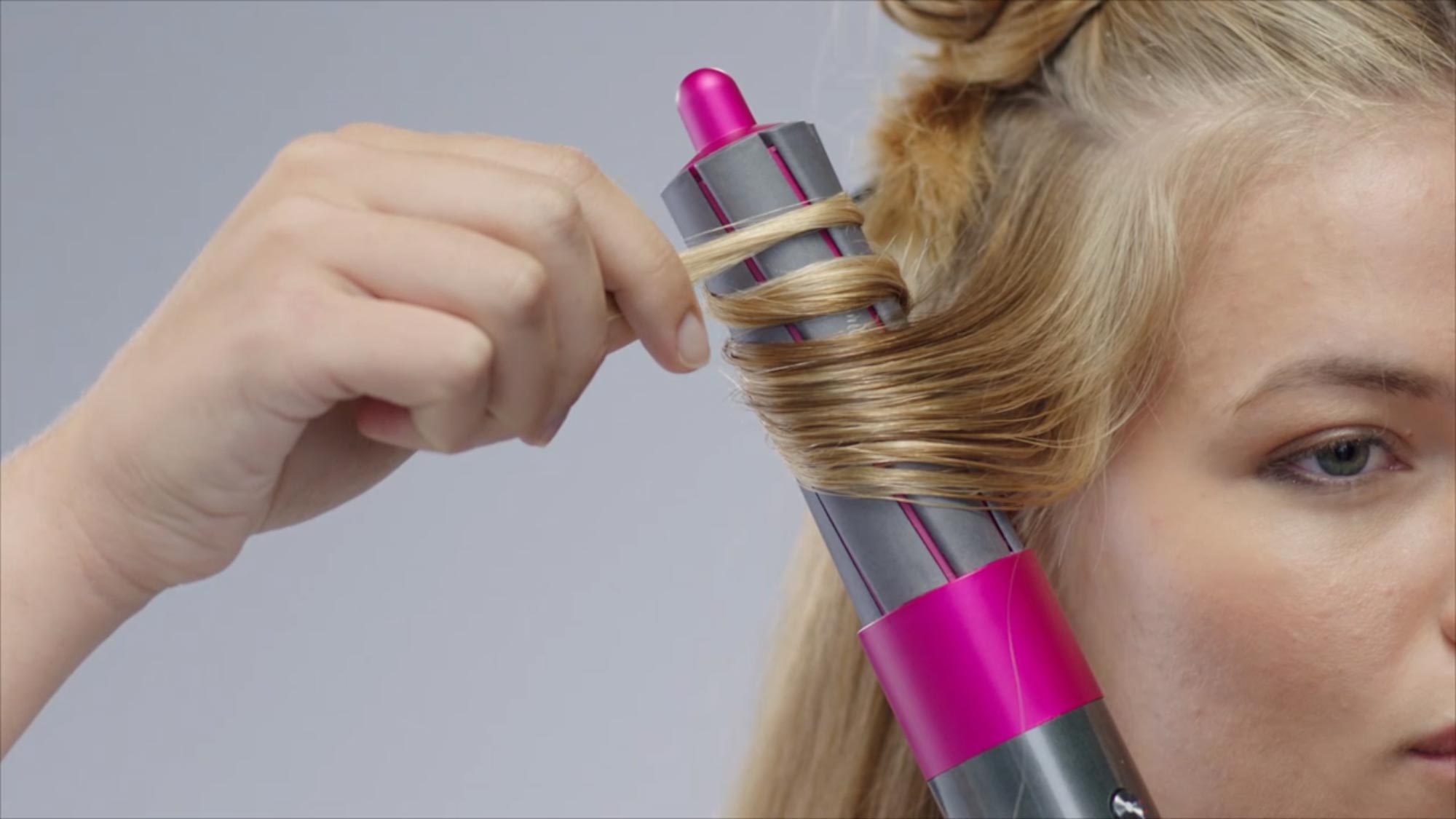 dyson-next-gadget-will-curl-straighten-hair-with-air-ease-pickr