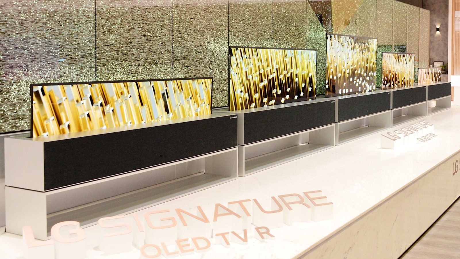 LG Signature OLED TV R launched at CES 2019