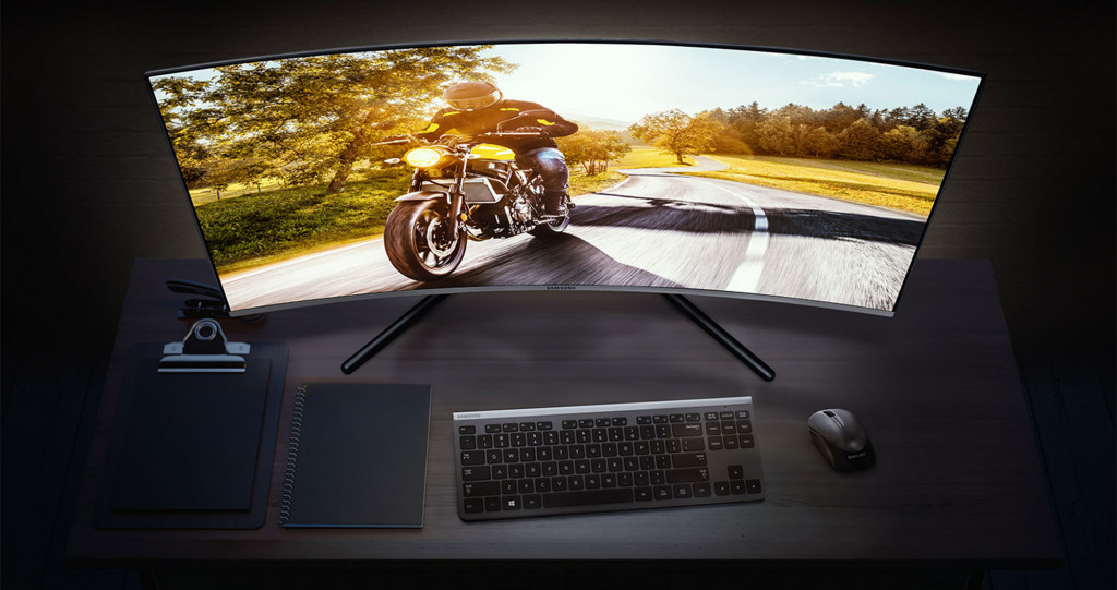 Samsung's UR59C curved monitor