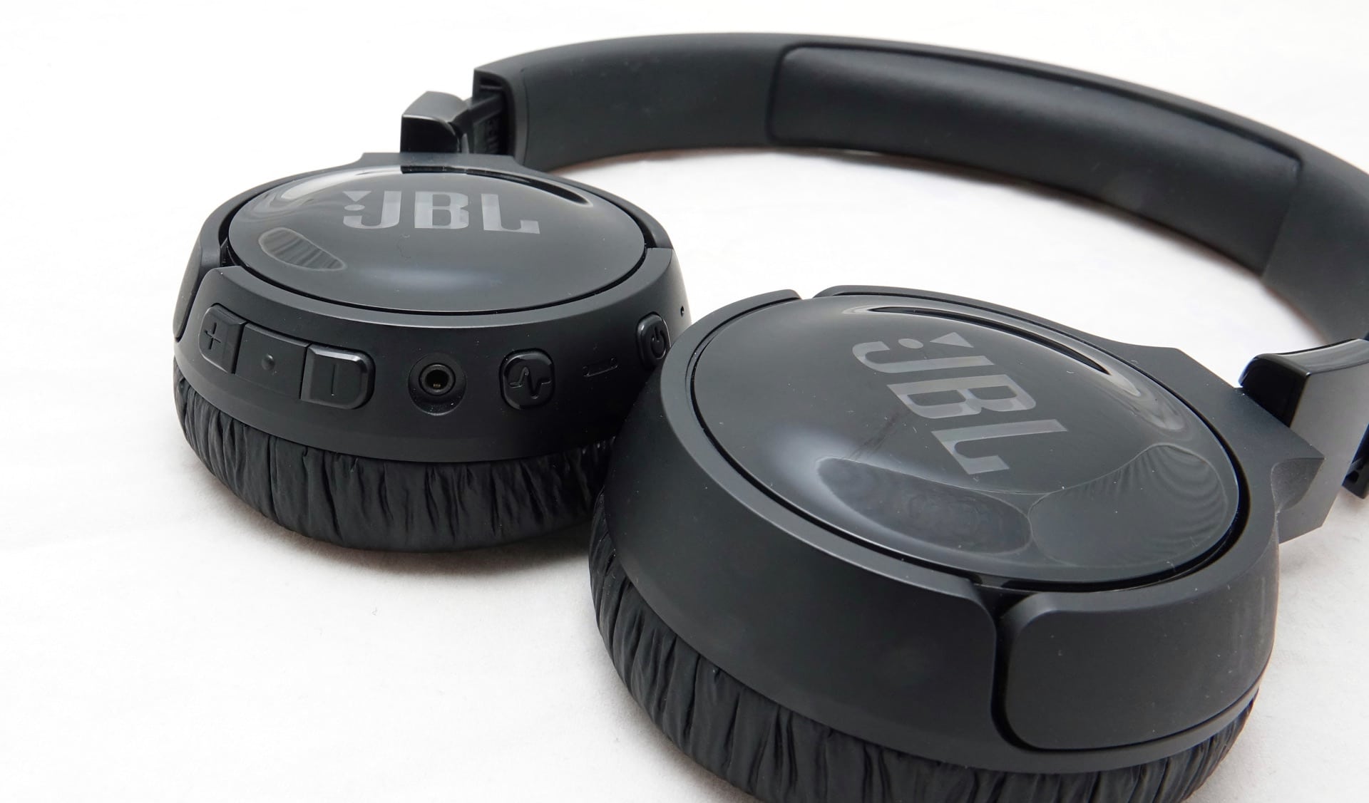 Review JBL Tune600BTNC wireless noise cancelling headphones Pickr