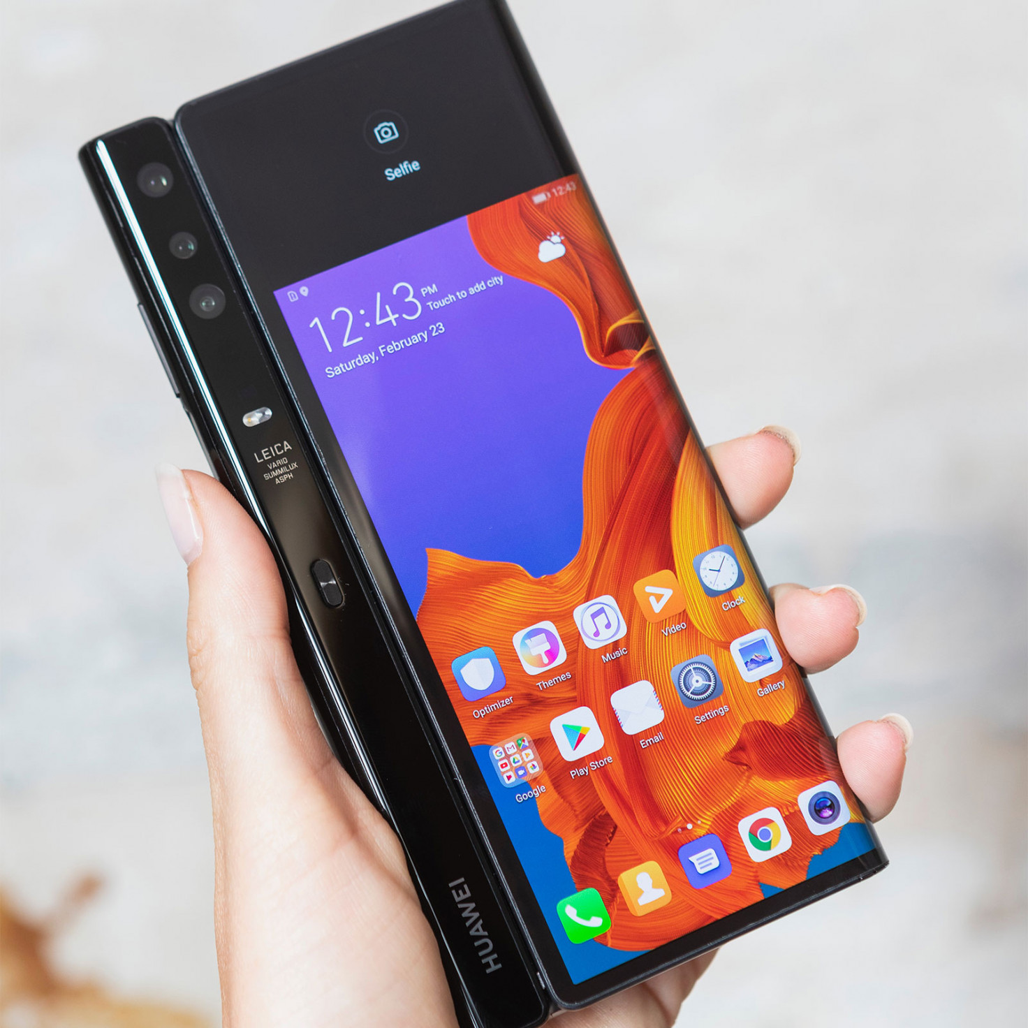 Huawei's folding phone takes the foldable fight up a notch Pickr