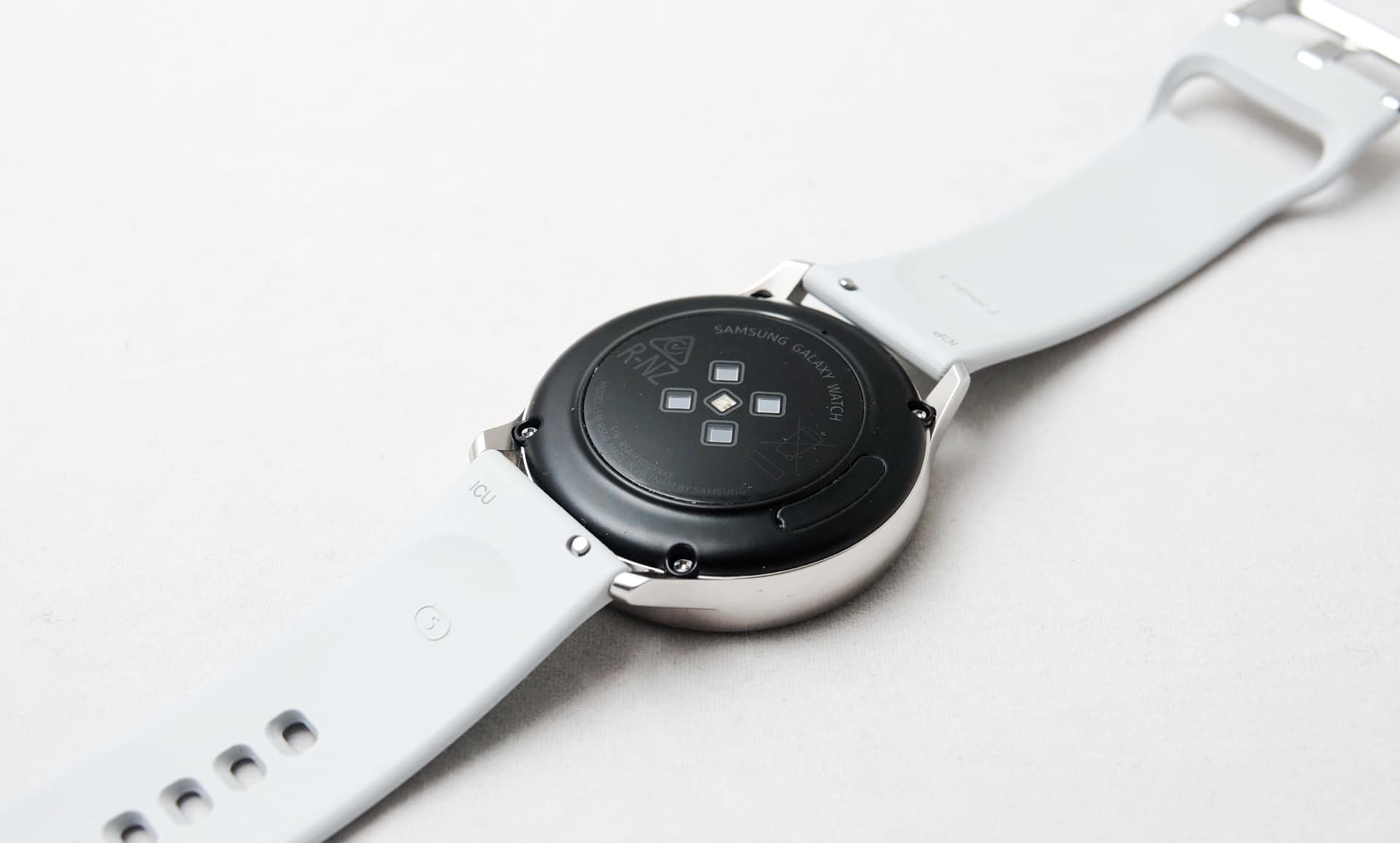 Samsung galaxy watch active 2019 outlet r500