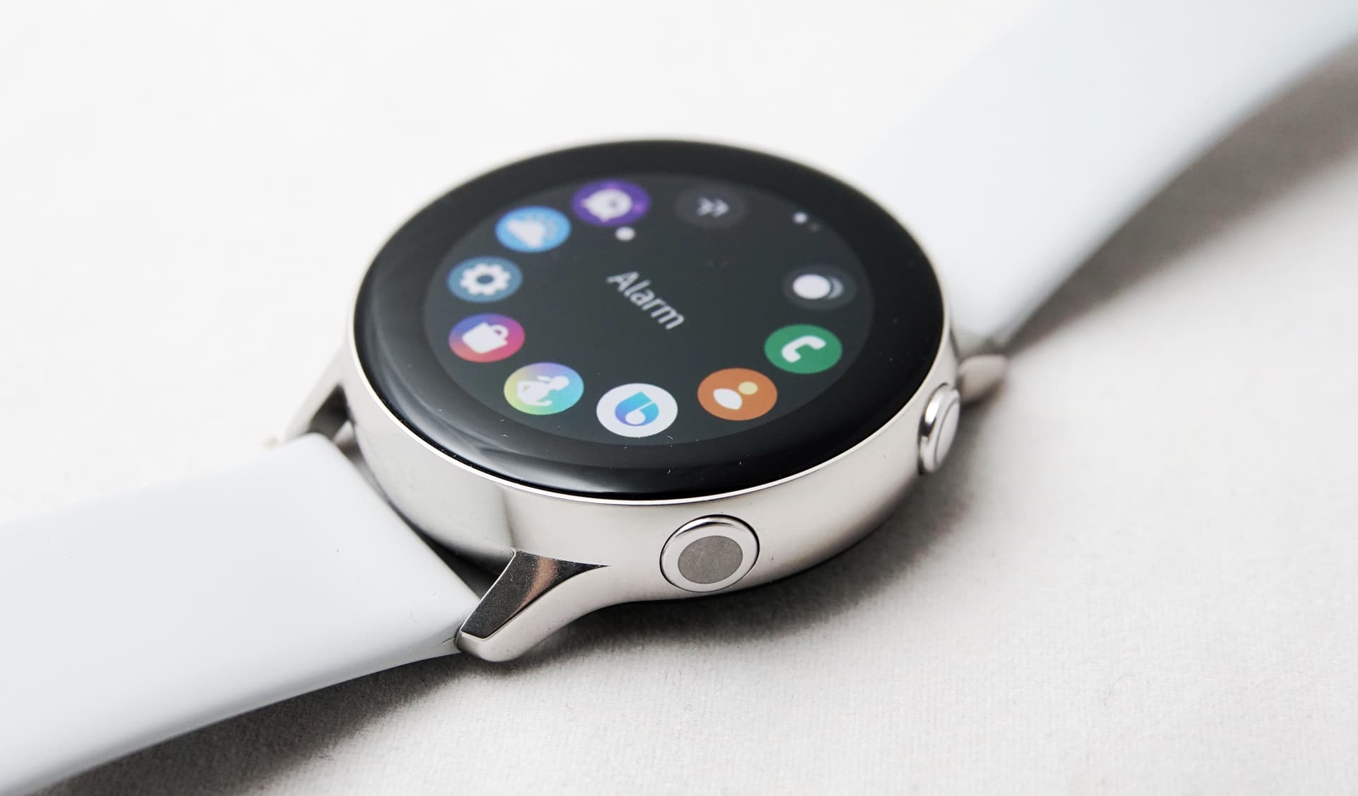 Samsung galaxy watch sm r online 500