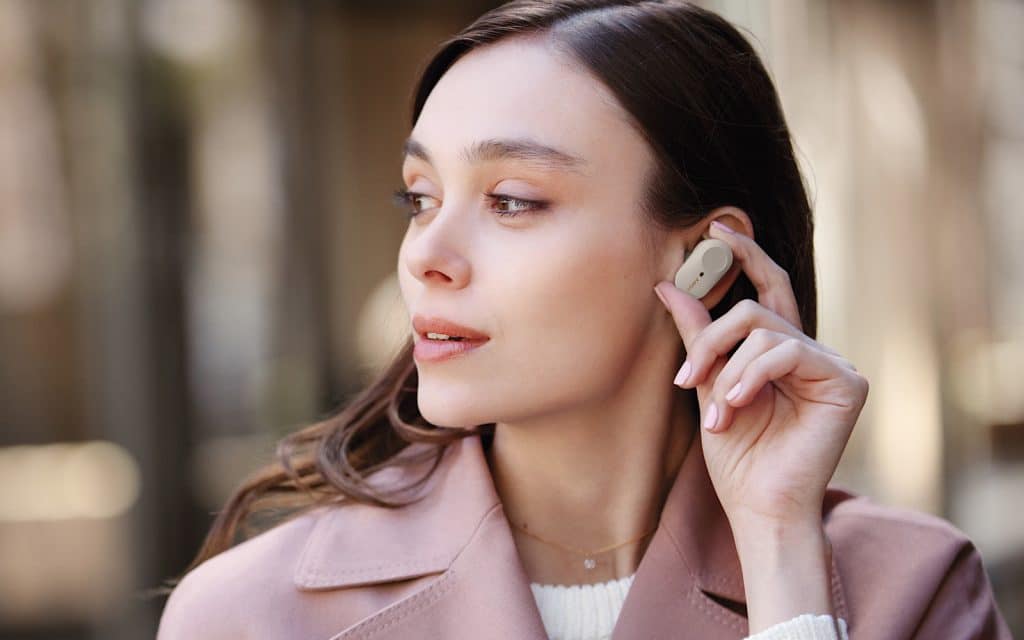 Sony WF-1000XM3 cordless and wireless noise-cancelling in-earphones (2019)