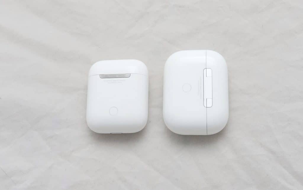 Apple AirPods vs Apple AirPods Pro