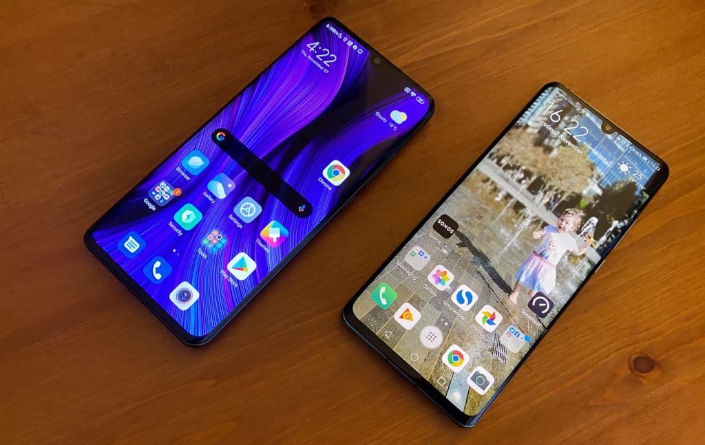 Xiaomi Mi Note 10 (left) and Huawei P30 Pro (right)