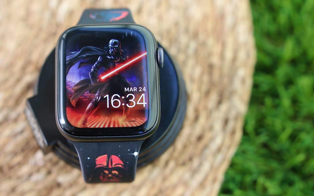 Star wars best sale iwatch band