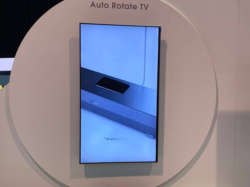 Vertical screens and why social TV is a thing at CES – Pickr