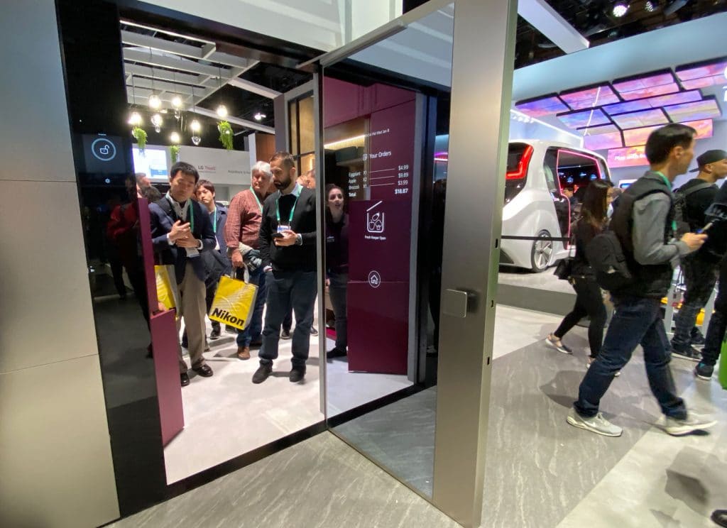 LG Smart Door at CES 2020