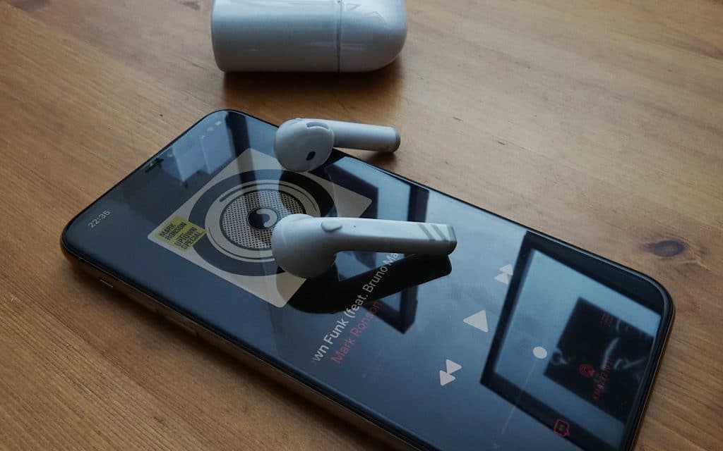 Cheap AirPods clones