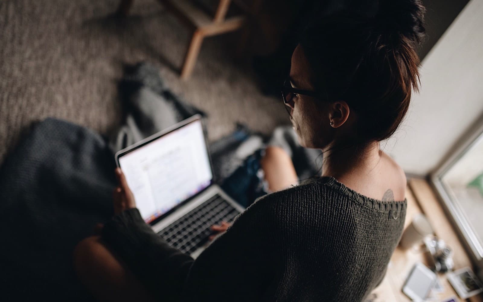 Using a computer to browse the web