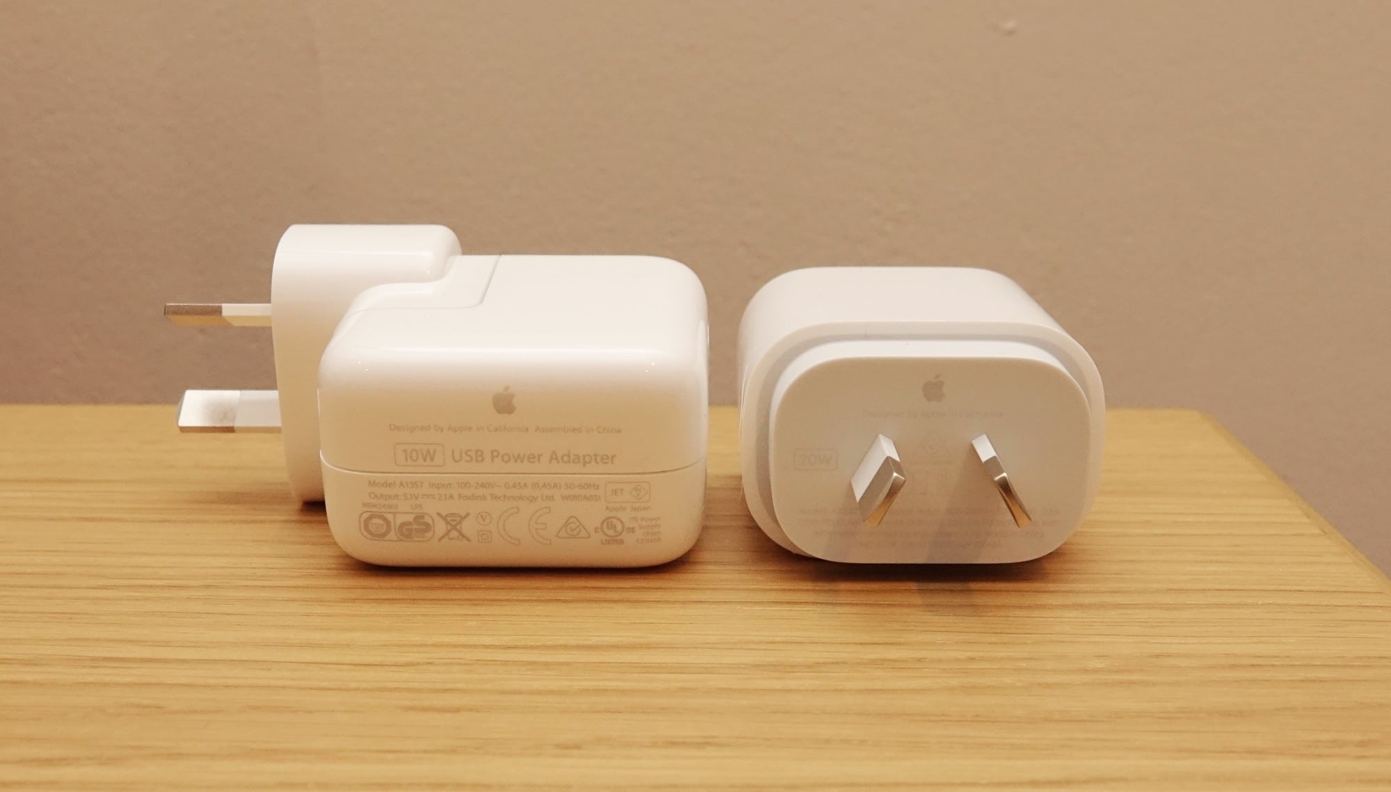 The difference in iPad charge connectors: the 10W with the iPad 7th gen (left) vs the 20W with the iPad 8th gen