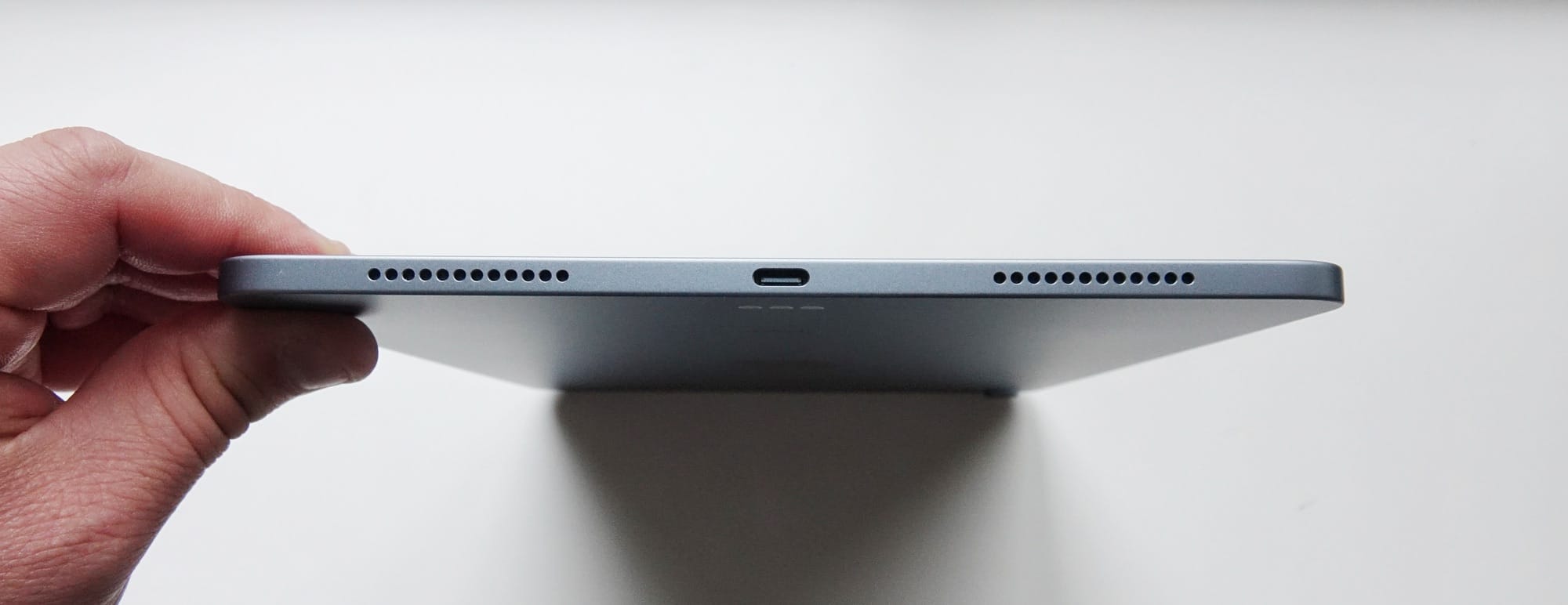 The Type C port of the iPad Air