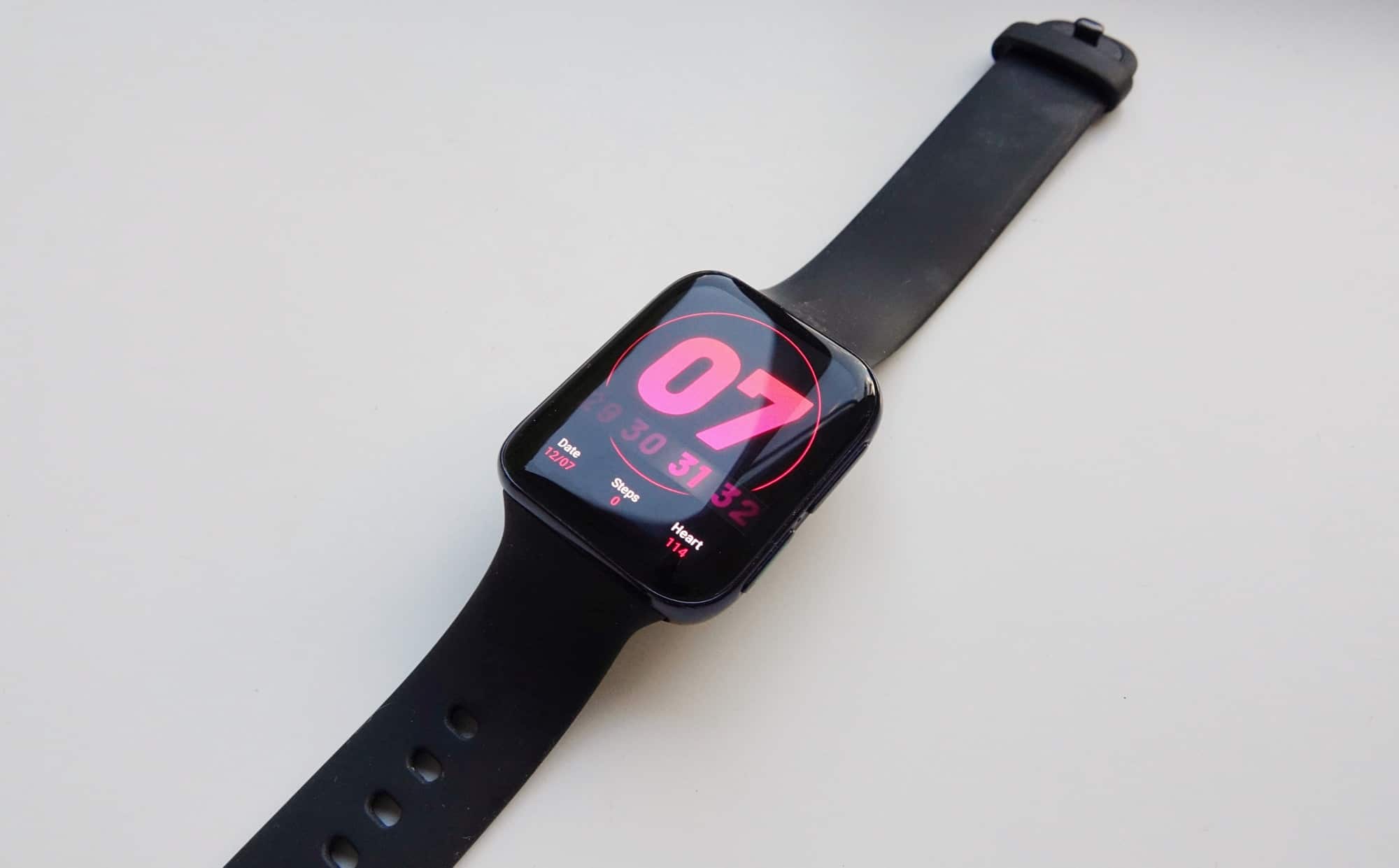 Oppo's first Android smartwatch borrows a lot from Apple