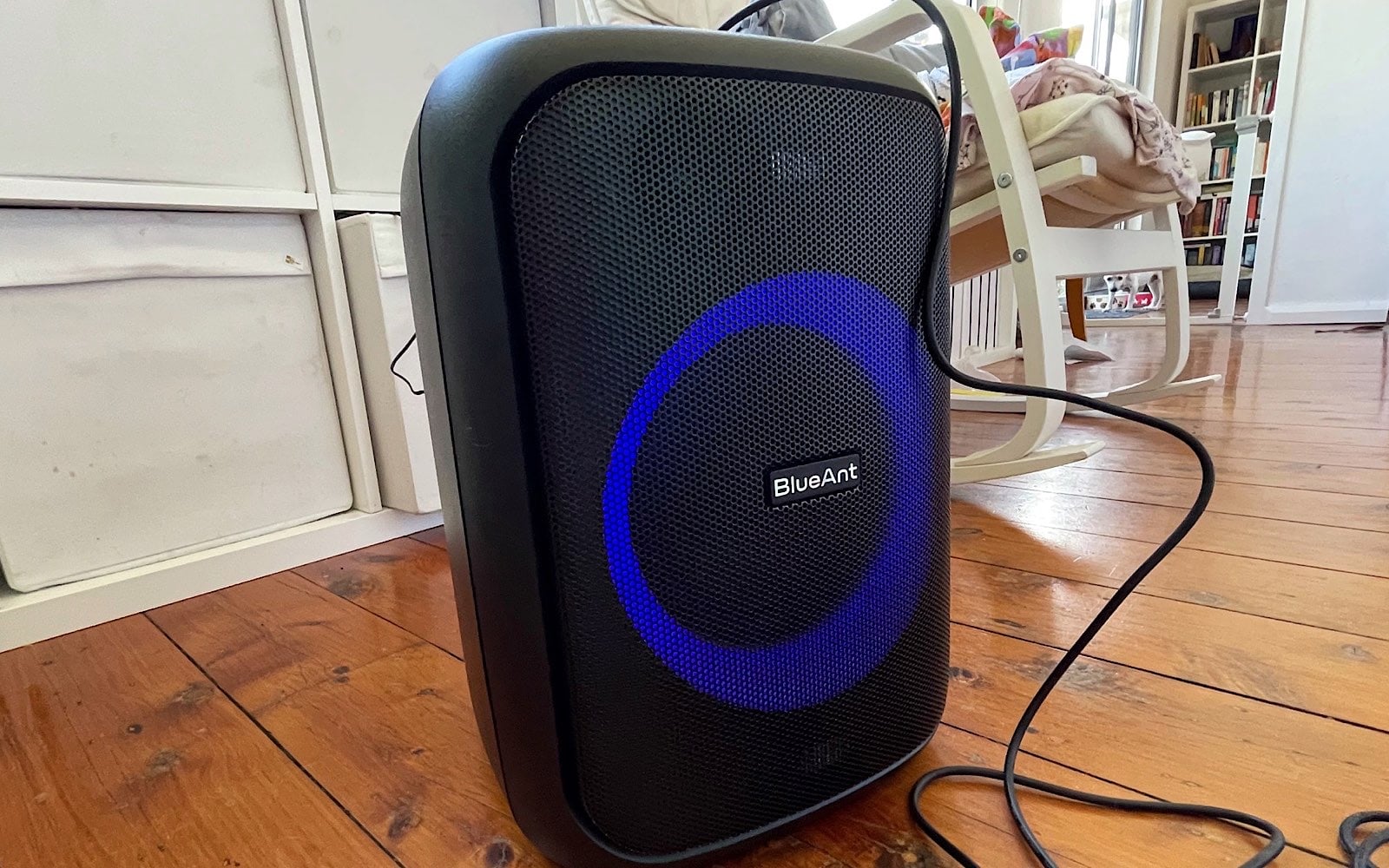 BlueAnt X5 wireless speaker