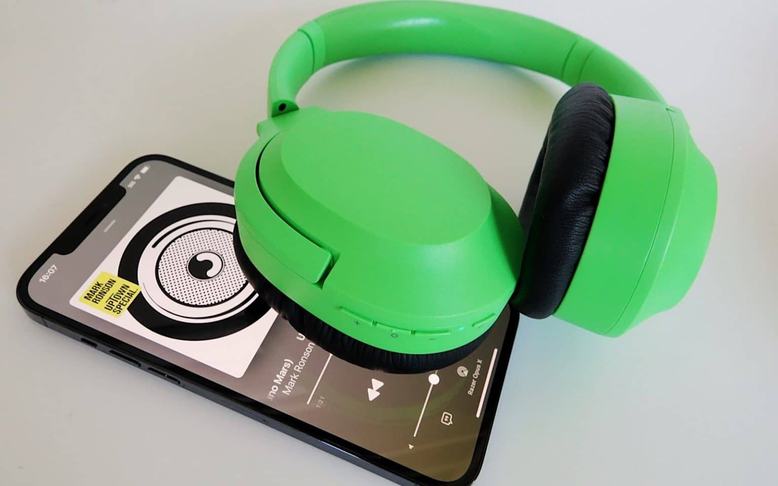 Razer Opus X review (Opus X noise cancelling headphones) Pickr