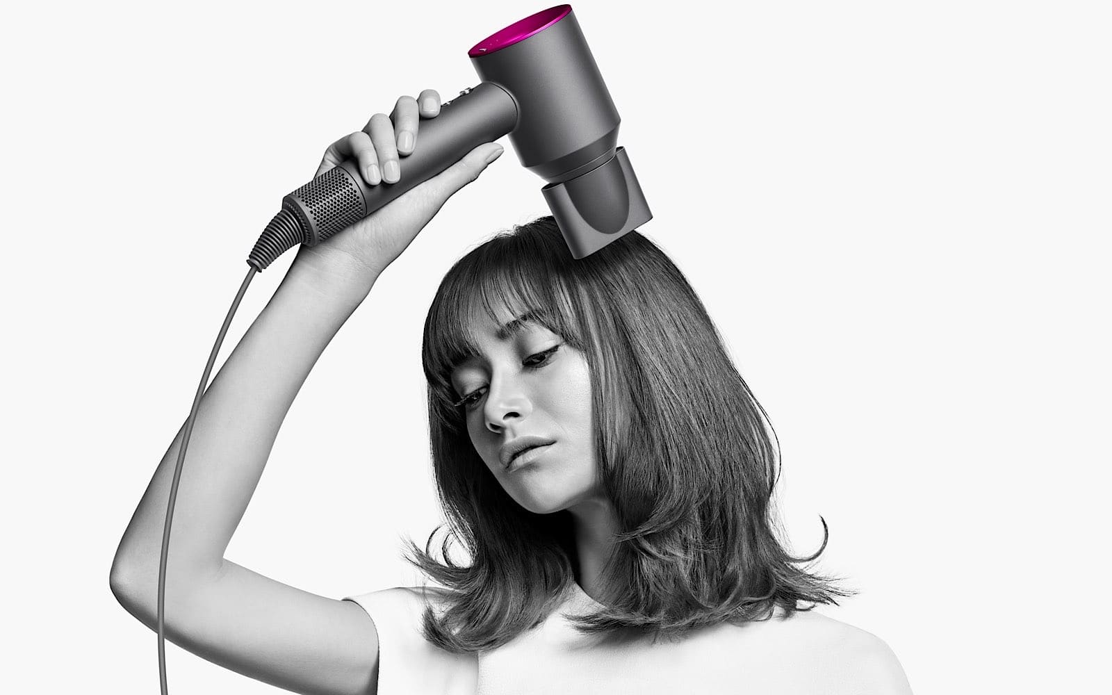 Dyson smooths hair with research, Supersonic accessory - Pickr