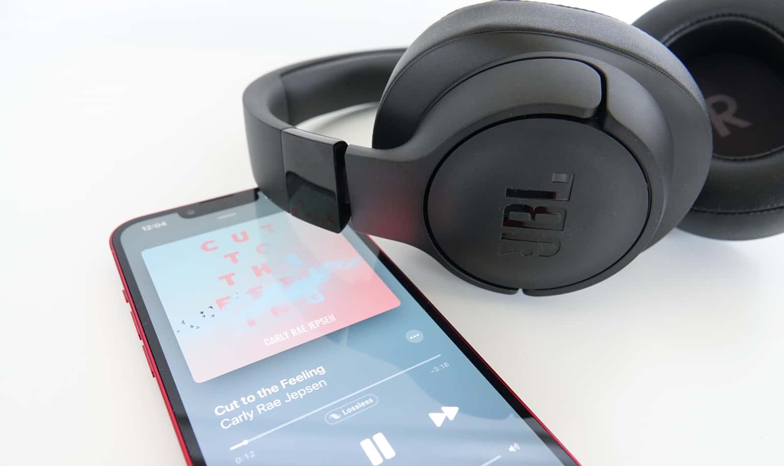 JBL Tune 760NC Headphones Review