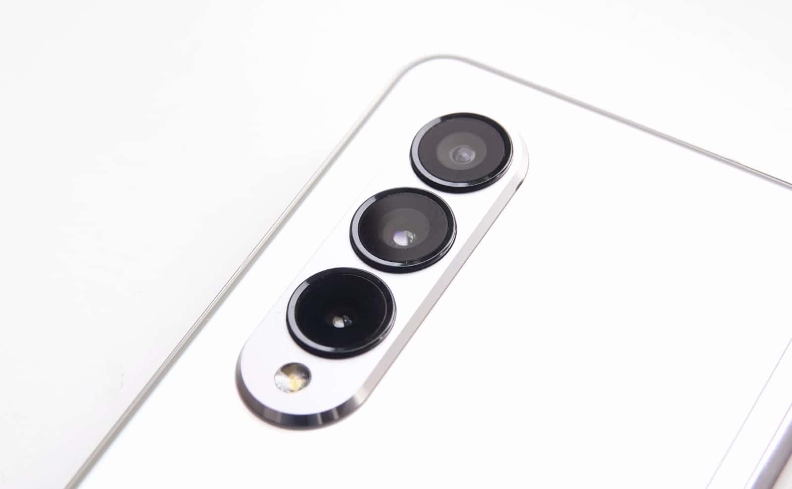The three cameras on the Fold 3 aren't as high-end as the cameras on the S21 Ultra.