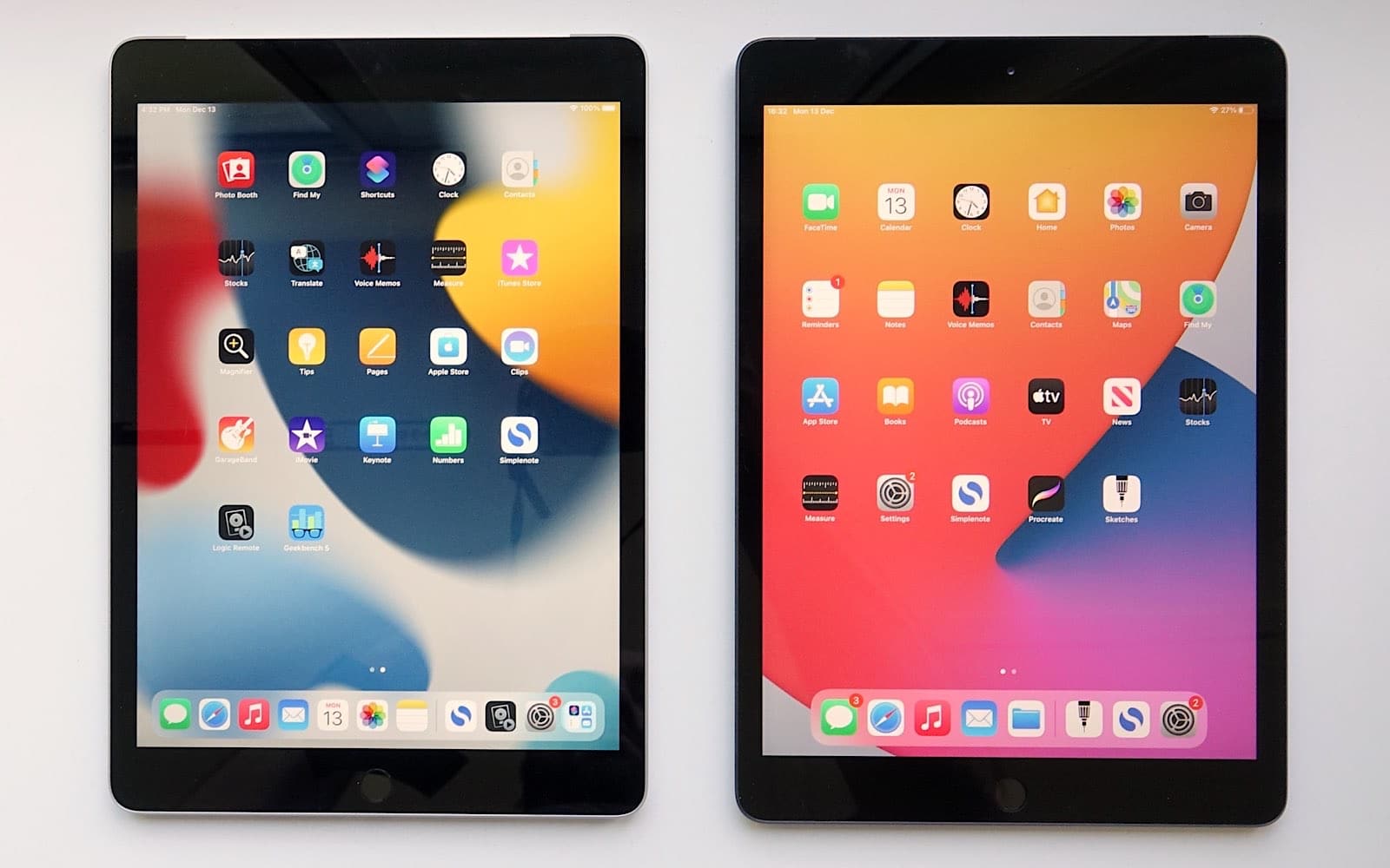 Apple iPad 9th gen (left) versus 8th gen (right)