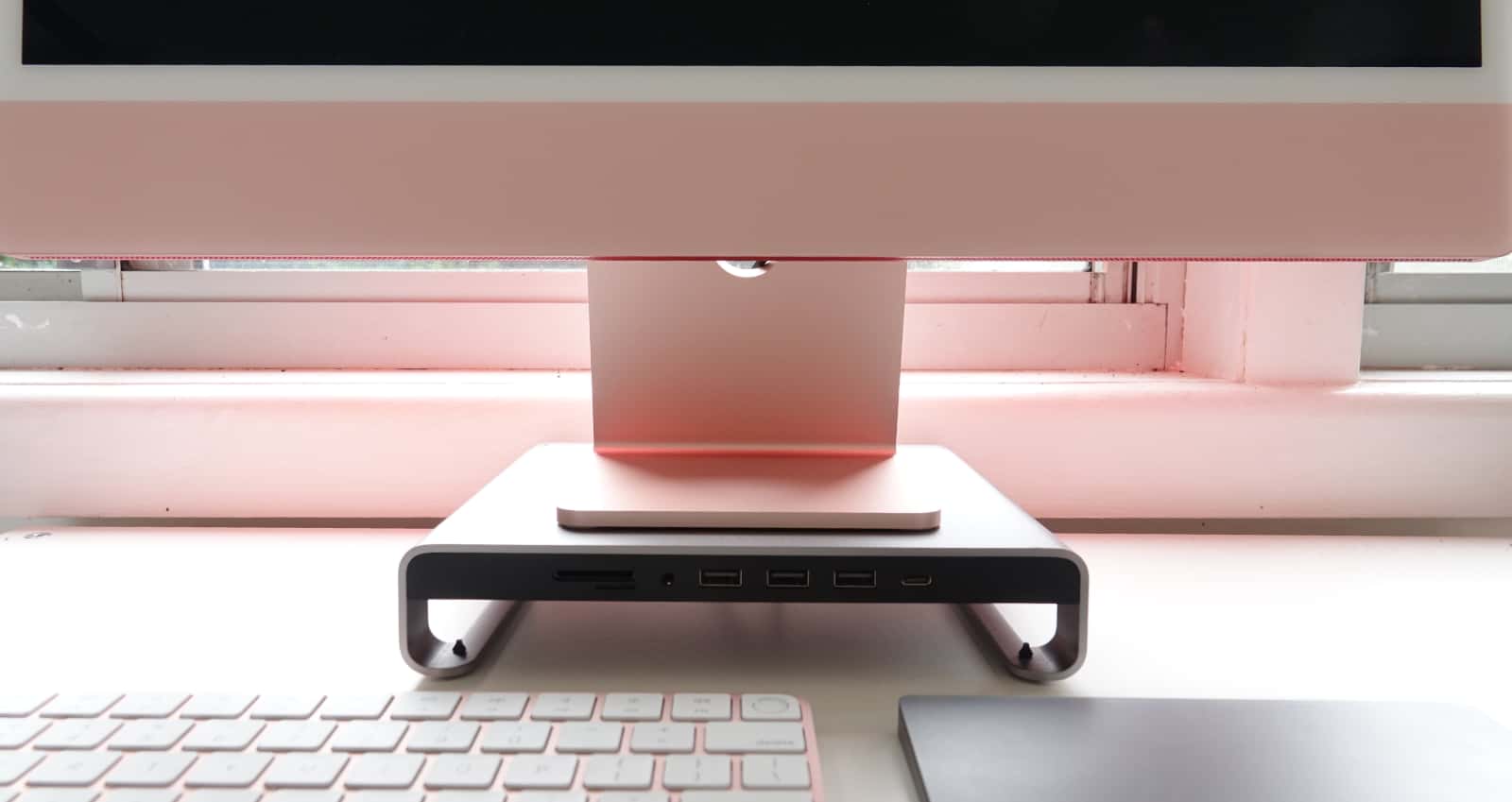 Satechi iMac Stand