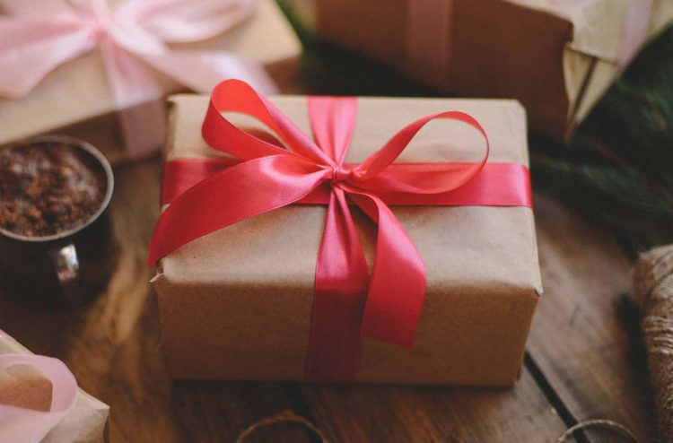 Pickr 2023 Holiday Gift Guide: Readers – Pickr