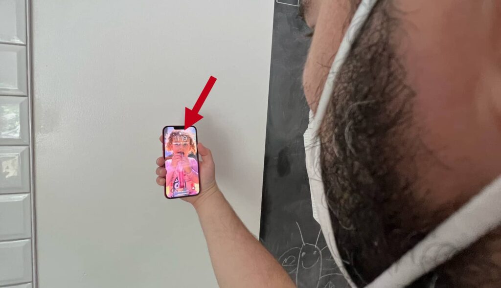 Masked face unlocking in iOS 15.4 public beta previewed Pickr