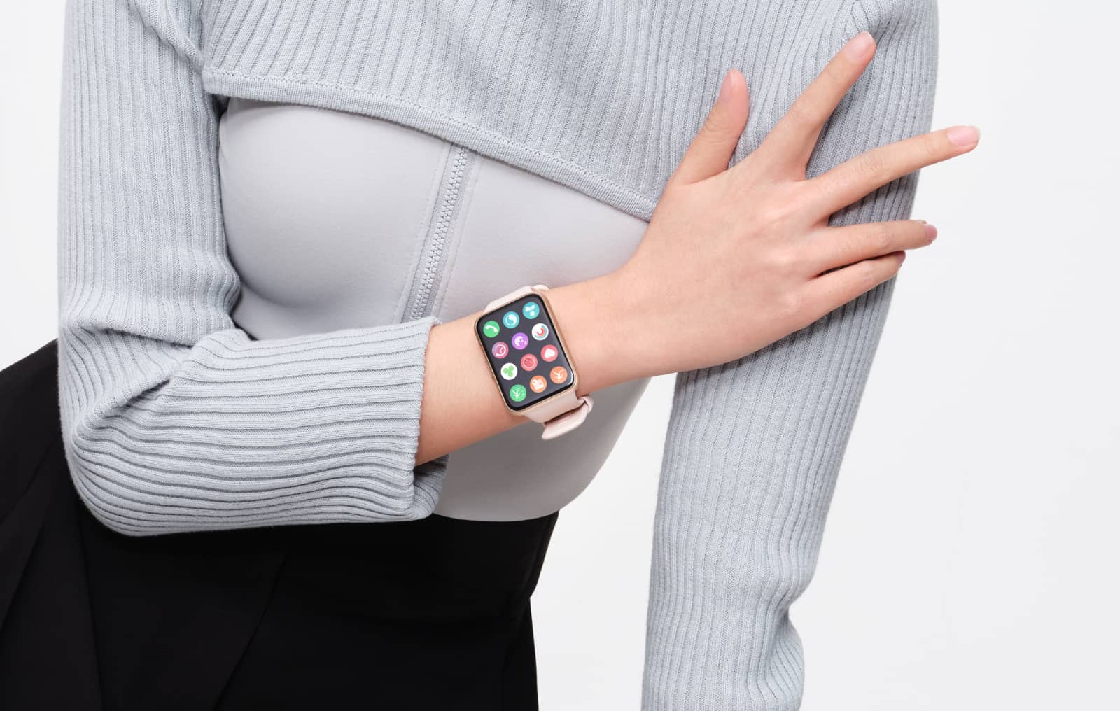 Huawei smartwatch has a strap that inflates to read blood pressure