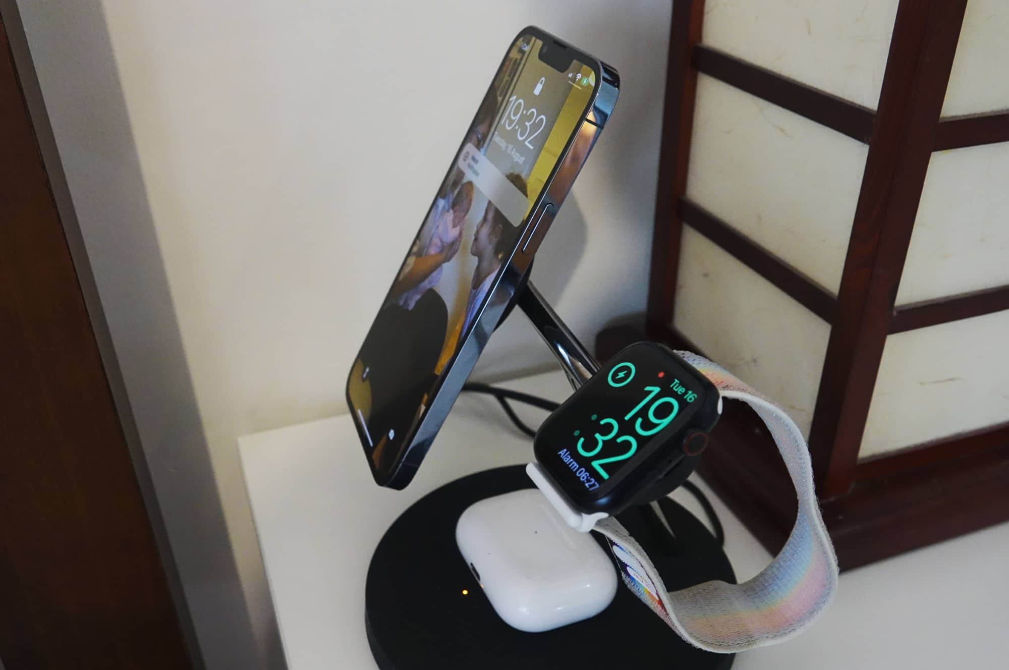 Belkin Boost Charge Pro 3-in-1 Wireless Charging Pad review