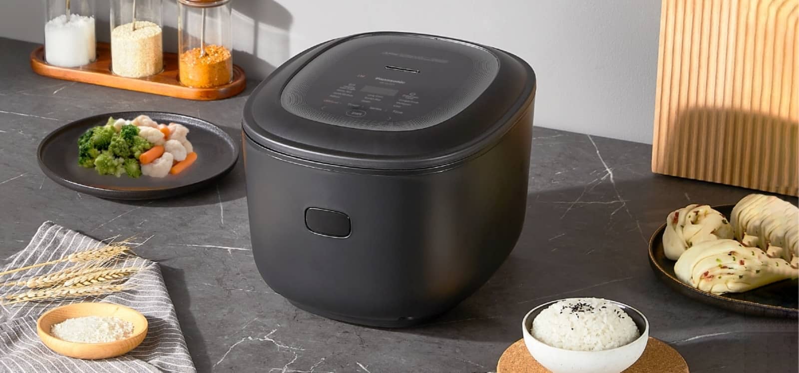 Panasonic's latest rice cooker evenly heats, lowers starch – Pickr