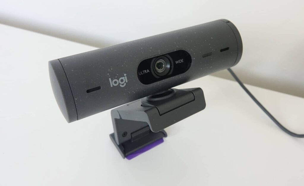 Logitech Brio 500 Webcam Review 