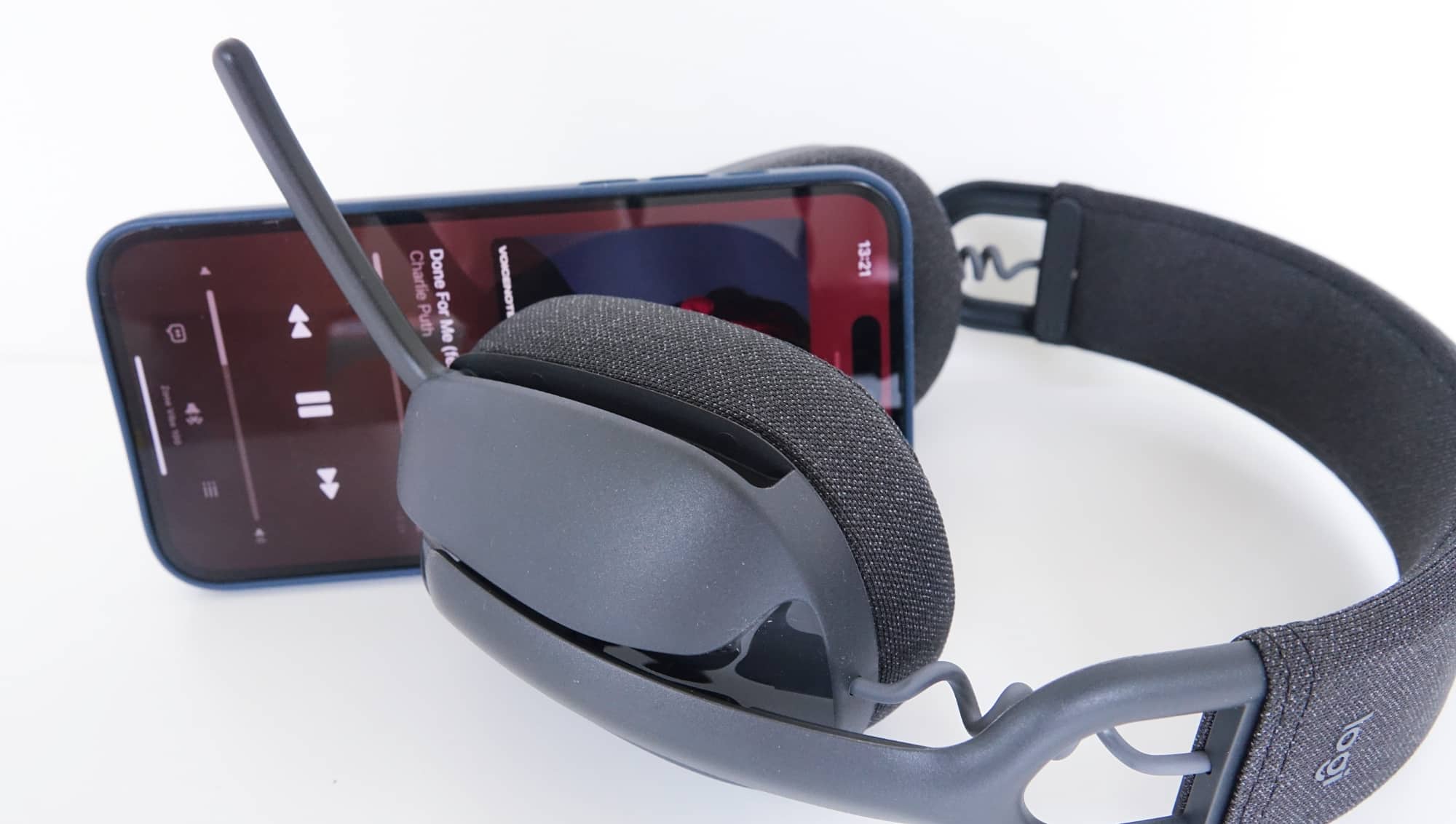 Logitech Zone Vibe 100 review Pickr