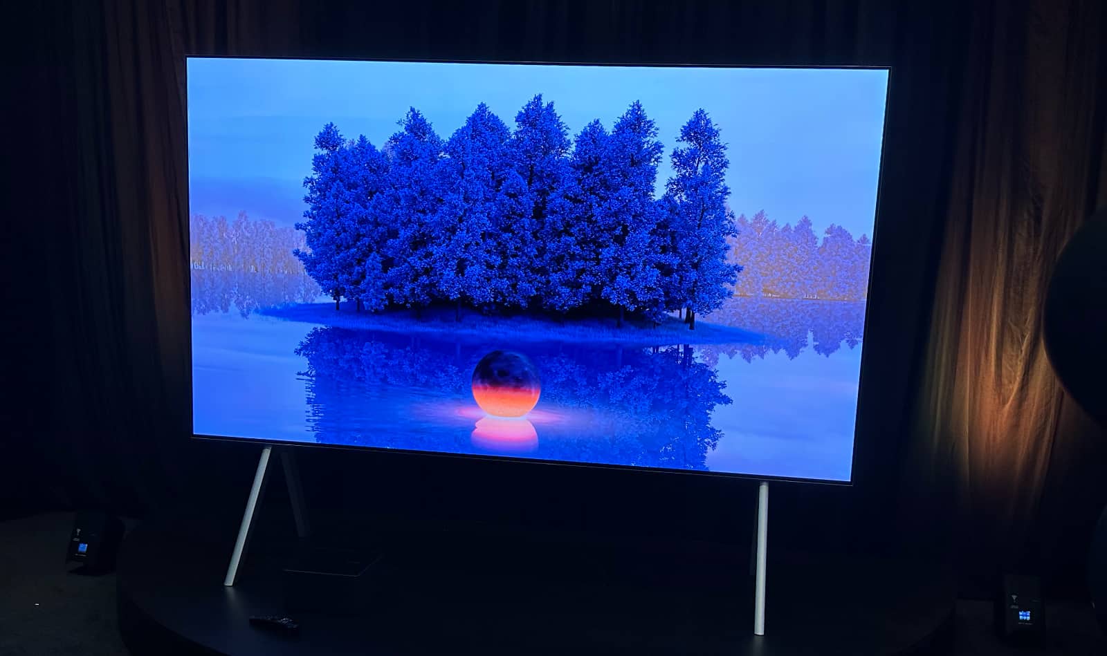 Lg Talks Tvs With Qned And Oled Aplenty In 2023 Pickr 9640