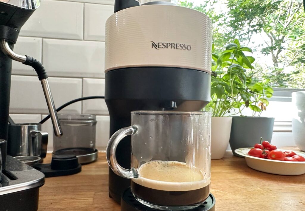 Making coffee with the Nespresso Vertuo Pop