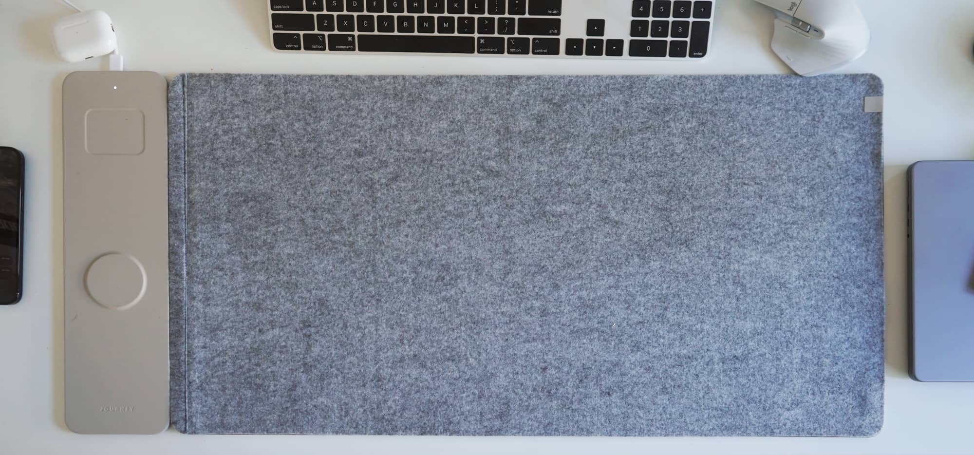 ALTI Wireless Charging Desk Mat in 2023