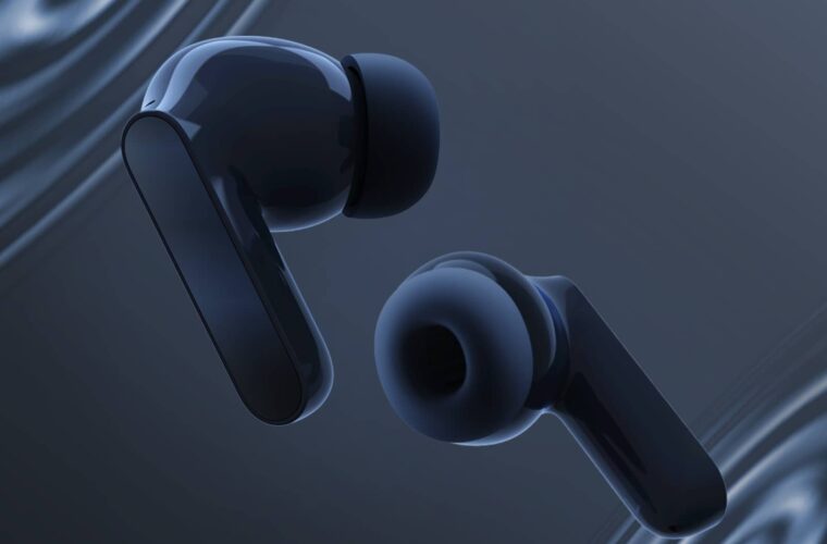 Earbuds or earphones how do you decide? Pickr
