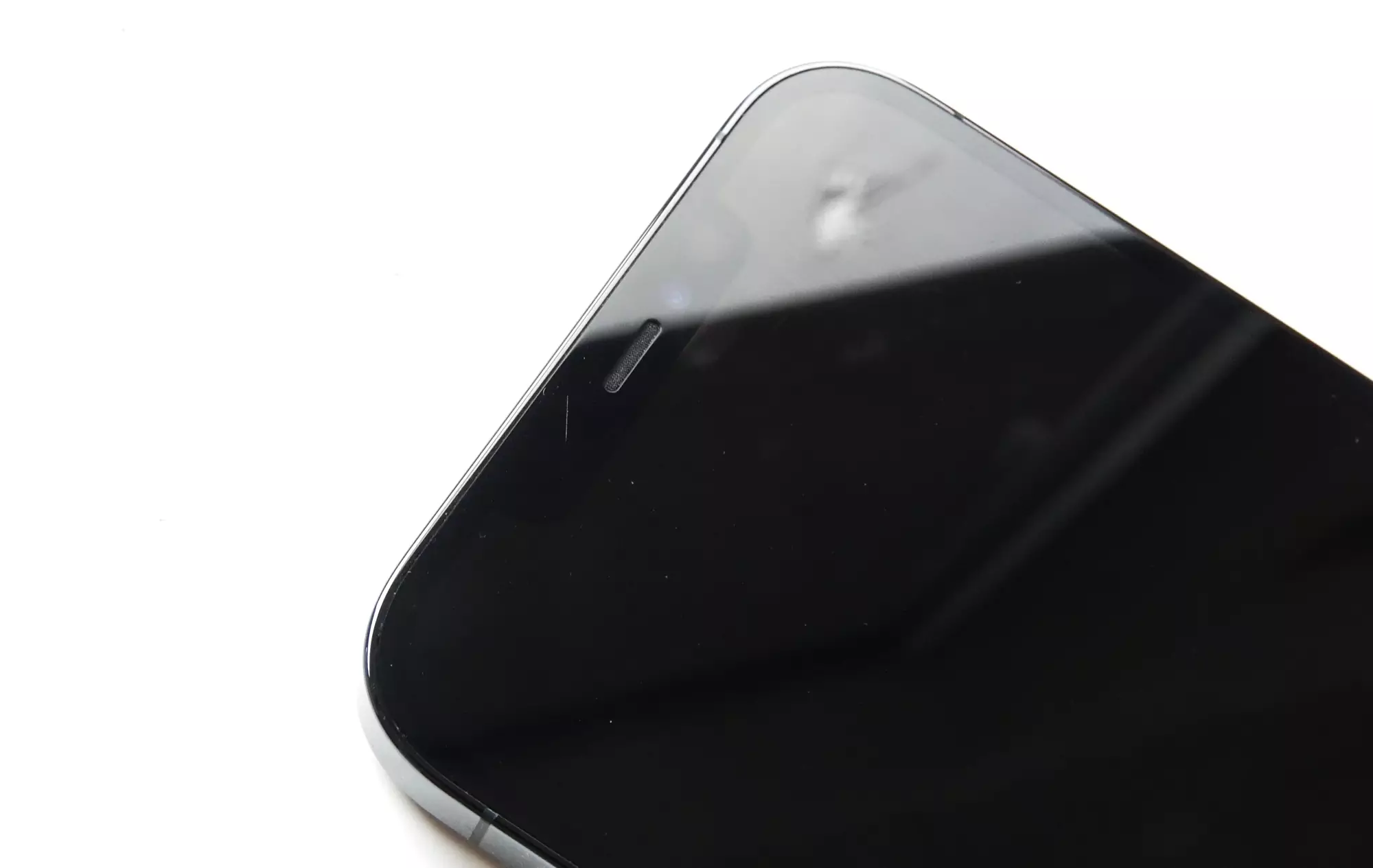 is the iphone 12 s ceramic shield strong enough to resist scratches pickr